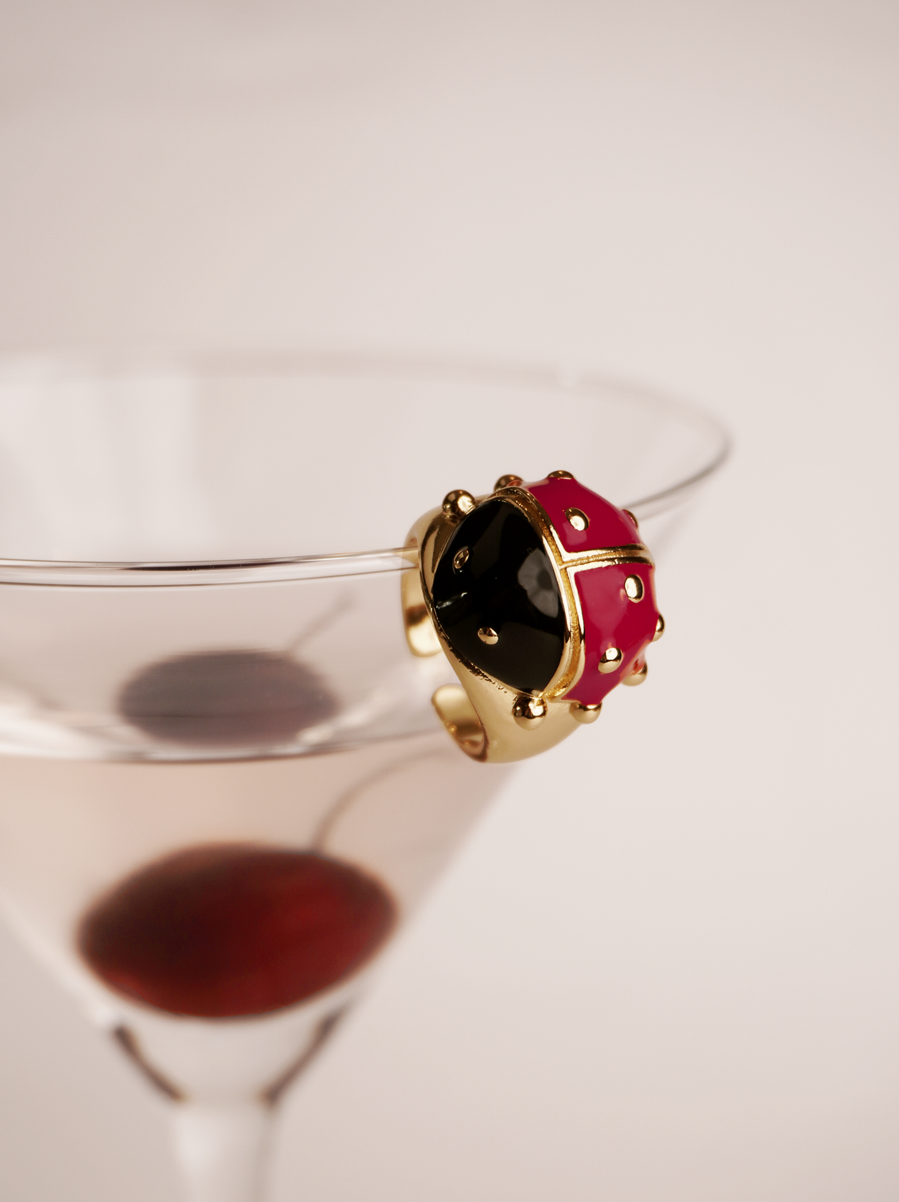 Rouge Bite Ring
