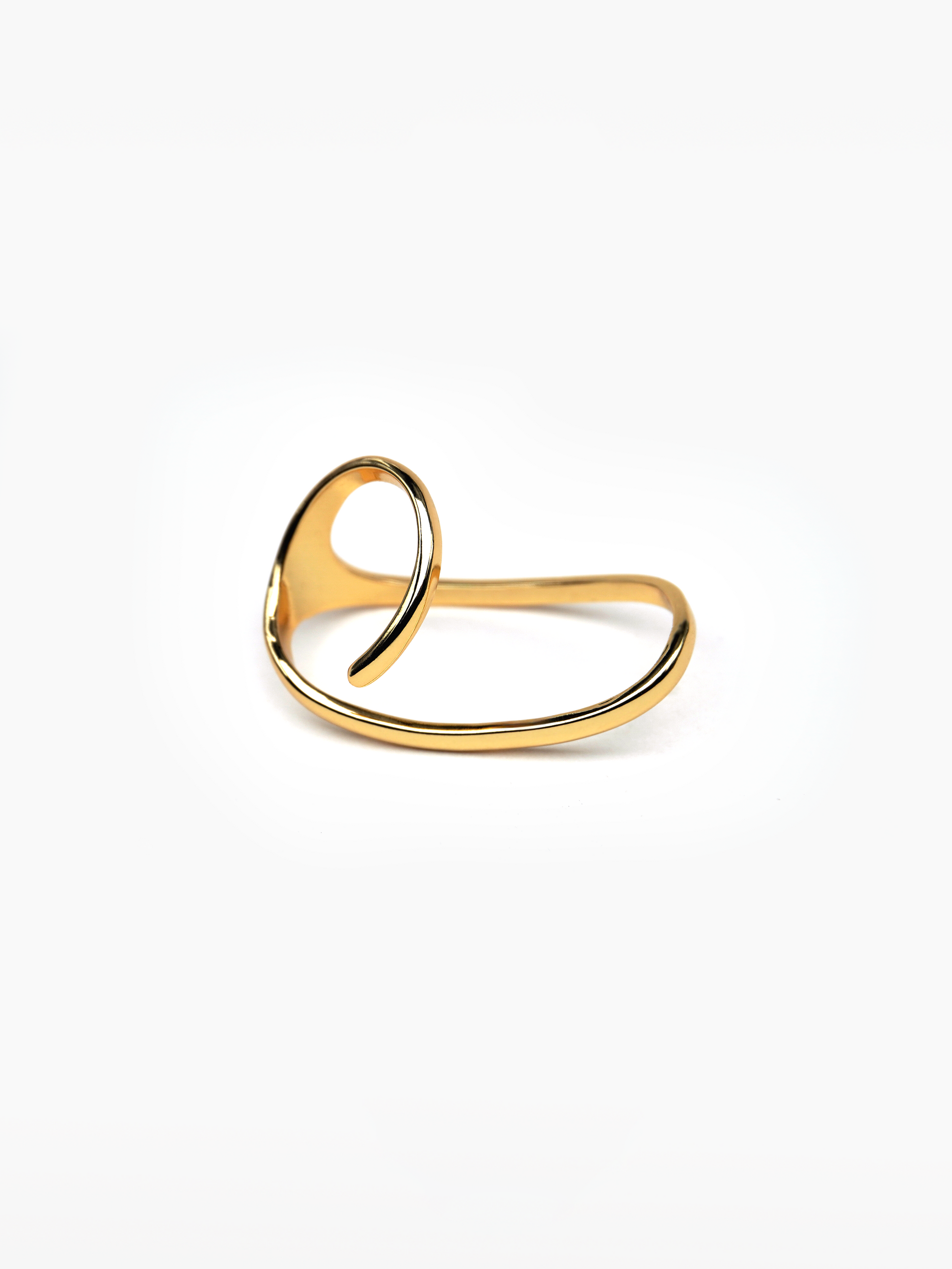 Nue Line Ring