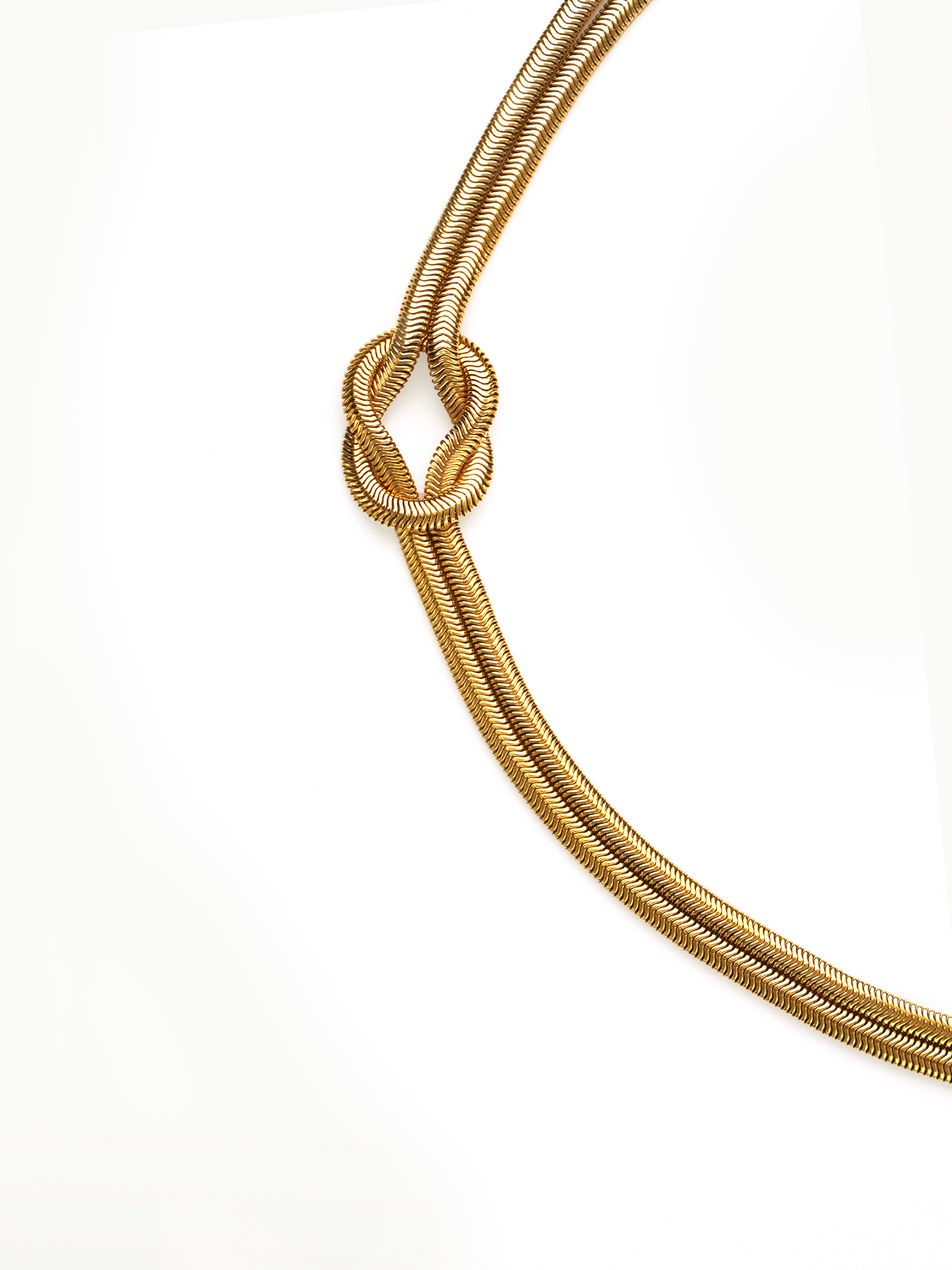 Celtic Necklace - ribbed gold chain with a structured knot, detailed gold chain, layered chain with detaailing, basic gold chain by SOLÉITE